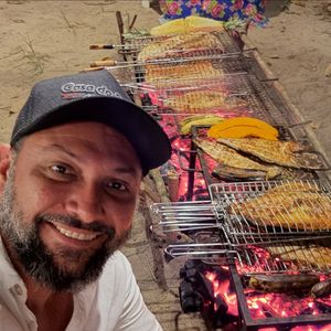 O chefe Saulo Jennings causa polêmica ao recusar preparar cardápio vegano pedido por príncipe William