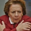 Matou a charada? Passado de Diná, em ‘Quem Ama Cuida’, é mais sujo que todas as lições de moral pregadas pela governanta