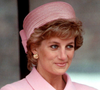 Converse se inspira em Lady Di para criar os tênis All Star na cor 'pink blush', que a eterna Princesa de Gales combinava com macacão de sarja militar