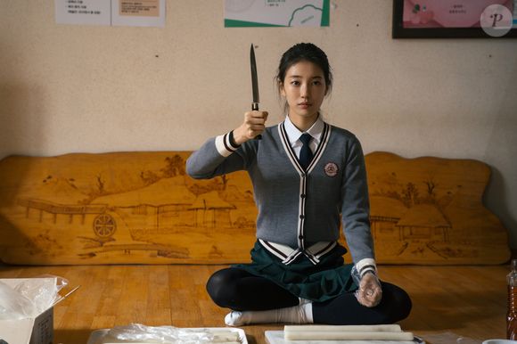 Reconhecida como uma das artistas mais queridas da Coreia, Suzy segue uma dieta restrita para manter seu corpo