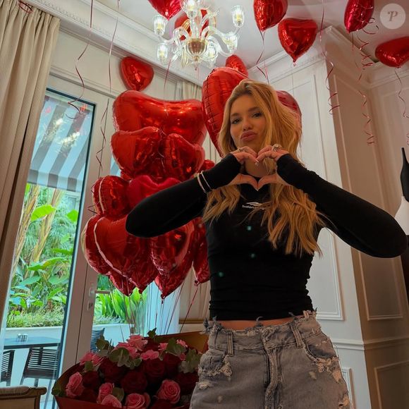 Virginia Fonseca reagiu após surpresa romântica de Vinicius Jr. em 28 de outubro de 2025