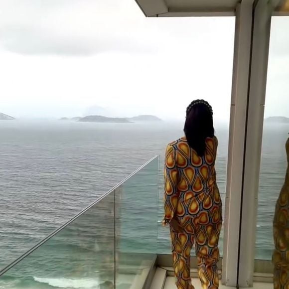 De frente para o mar de Ipanema, novo apartamento de Narcisa Tamborindeguy impressiona pela vista panorâmica