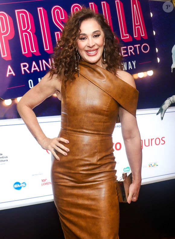 Claudia Raia foi alvo de duras críticas ao comentar a gravidez de Carol Peixinho, primeiro fruto da relação com Thiaguinho, neste domingo (30)