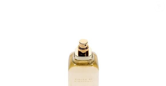 Com aroma quente, amadeirado e levemente adocicado, o perfume da Zara se destaca por entregar sofisticação sem o cheiro intenso de álcool comum em muitas fragrâncias acessíveis