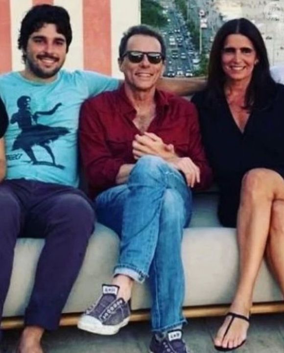 Antônio, filho de Malu Mader e Tony Bellotto, foi aprovado em um concurso público nacional. As informações são da revista Veja