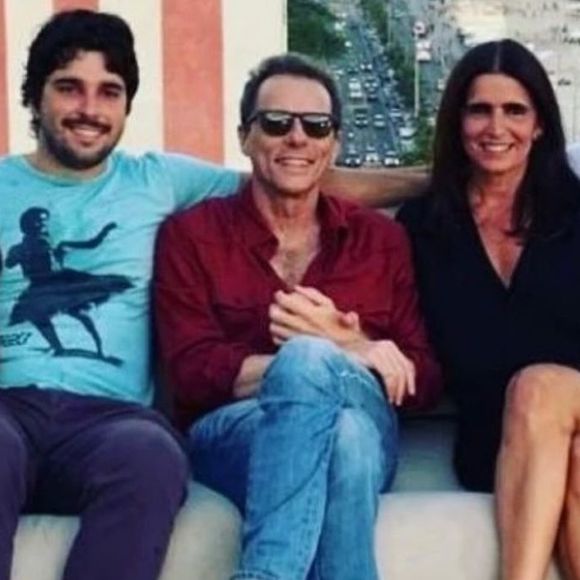 Antônio, filho de Malu Mader e Tony Bellotto, foi aprovado em um concurso público nacional. As informações são da revista Veja