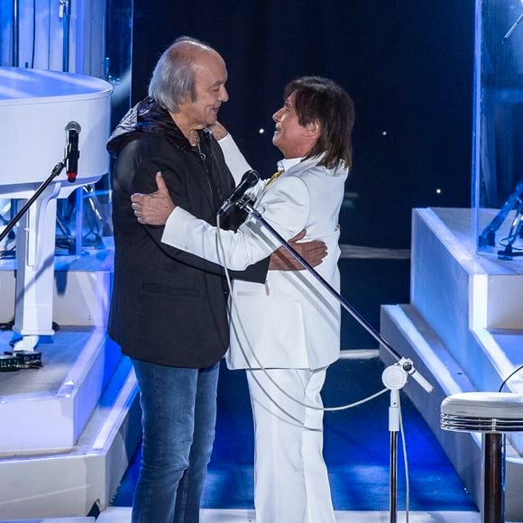 Roberto Carlos aproveitou o refrão do sucesso ‘Amigo’ para homenagear seu ‘amigo de fé, irmão camarada’ Erasmo Carlos