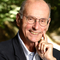 Boris Cyrulnik (88 anos), psiquiatra francês e pai da resiliência: 'Aos 60 anos, não podemos mais nos enganar. O corpo, a memória e as emoções falam juntos, sem hesitação'