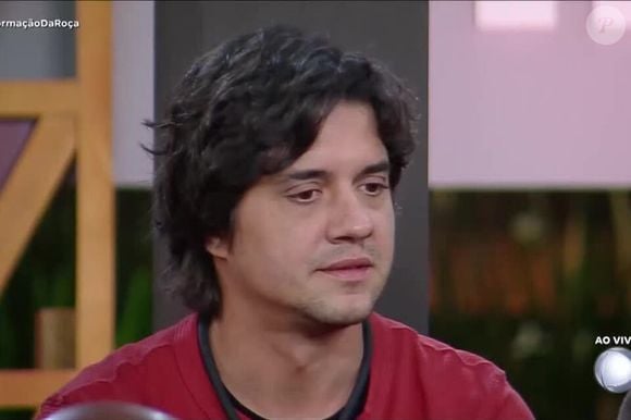 Guilherme Boury vem em terceiro lugar colado em Carol e com 21,03% dos votos da enquete