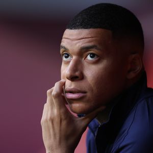 Artilheiro, capitão e estrela da França, Kylian Mbappé vive grande fase na Copa de 2026. Fora de campo, porém, uma entrevista concedida ao L'Équipe revelou sua surpreendente opinião sobre o futebol profissional