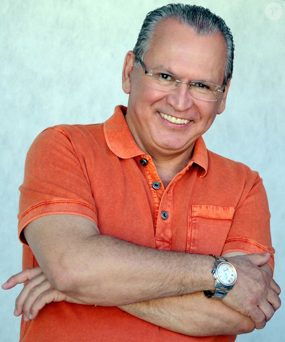 Sidney Oliveira investiu R$ 250 milhões só no ano passado em comerciais e patrocínios de programas de TV, segundo o jornal Folha de São Paulo