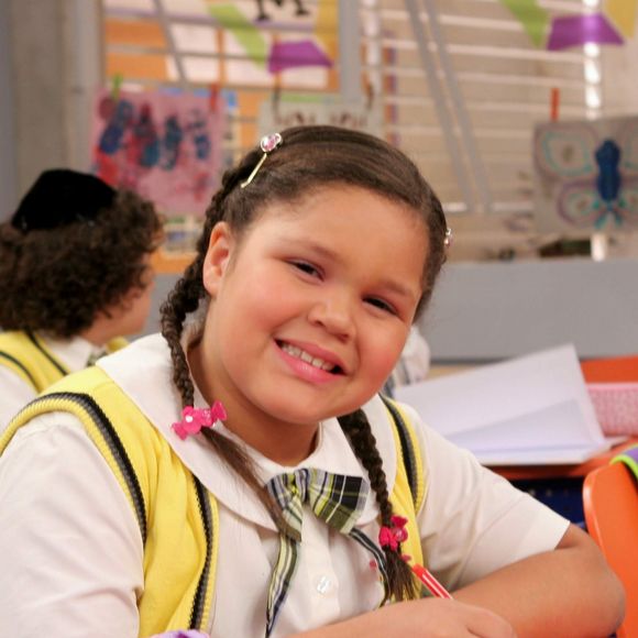 Filha de Simony, Aysha Benelli viveu a Laura da novela 'Carrossel', no SBT, entre 2012 e 2013