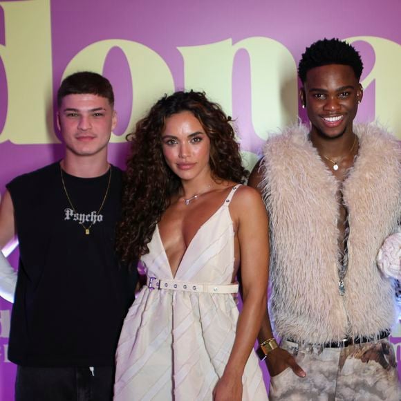 Parte do elenco da novela Dona de Mim na festa de lançamento no Rio de Janeiro