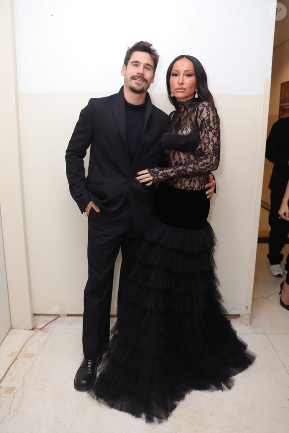 Look de Sabrina Sato combinava com o do marido, Nicolas Prattes, no Upfront 2026 da Globo