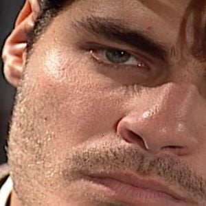 Matteo (Thiago Lacerda) não deixa Rosana ver o próprio filho