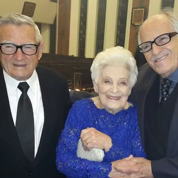 Em 2023, Ary Fontoura se despediu do irmão Ivan Fontoura, que morreu aos 96 anos