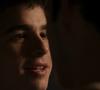Mau Mau e Felipe seguem construindo uma história de amor em ‘Quem Ama Cuida’. O adiamento do beijo dos personagens convida a olhar para os avanços e as barreiras da representatividade gay na televisão brasileira