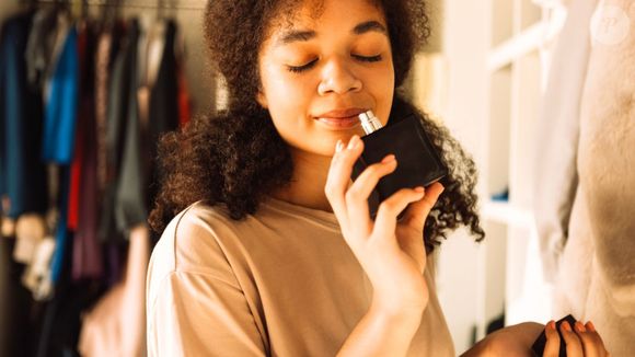 Os perfumes gourmands sofisticados estão em alta na perfumaria de luxo em 2025