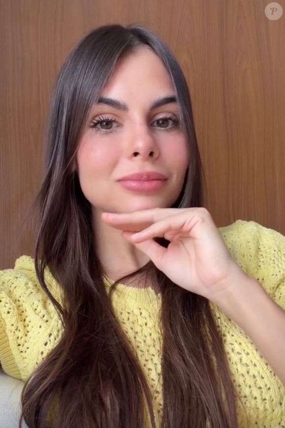 Helena brincava com Amanda Kimberlly quando um dos dedos foi esmagado por uma porta do closet