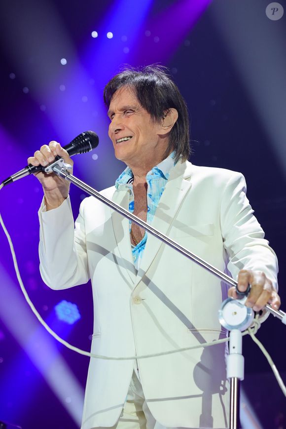 Roberto Carlos Especial 2025: show será gravado em Gramado nesta sexta-feira (12)