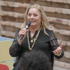 Vera Fischer soltou o verbo em uma entrevista recheada de polêmicas ao 'Fantástico' deste domingo (27)