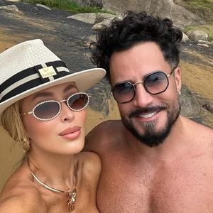 Latino e Rafaella Ribeiro, conhecida como Raffa Rarbbie, terminaram o casamento em julho de 2026