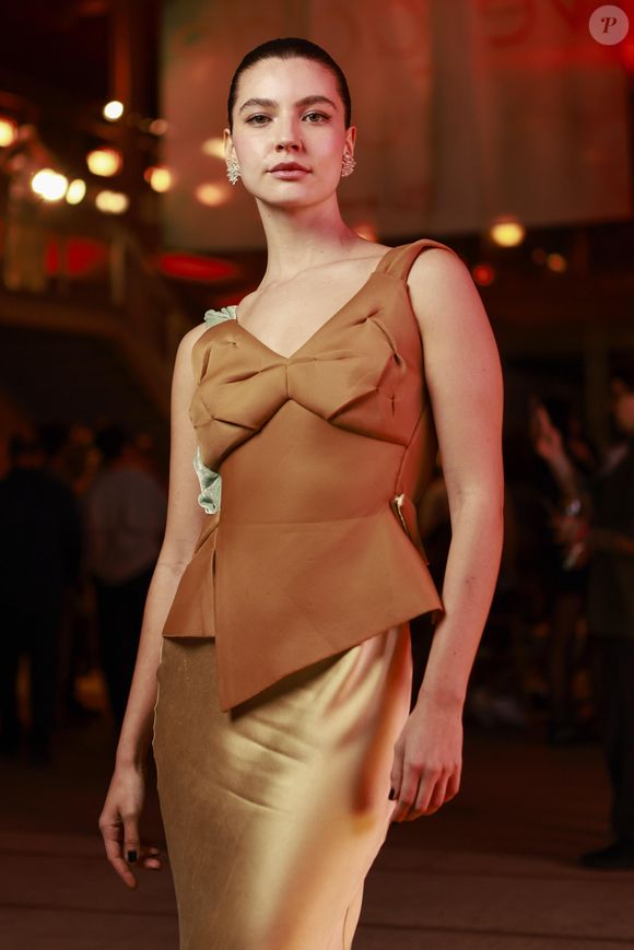 Lorena da novela 'Três Graças', Alanis Guillen tem sexualidade fluida