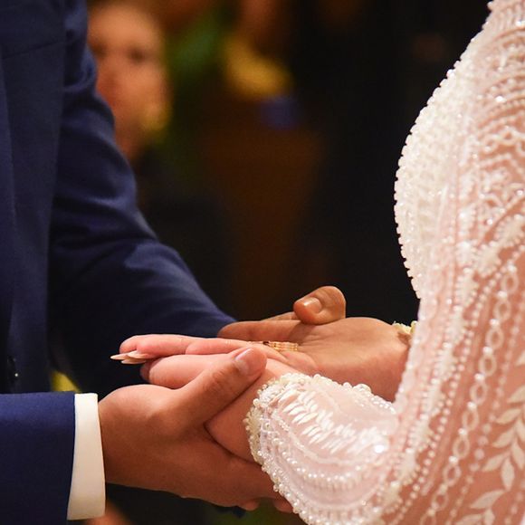 Vestido de noiva da filha de Tom Cavalcante, Maria Cavalcante em detalhe