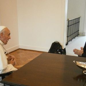 Papa Francisco apresenta infecção polimicrobiana