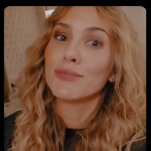 Através dos stories, Lívia Andrade também fez um alerta importante aos seus fãs, pedindo para não negligenciarem a própria saúde