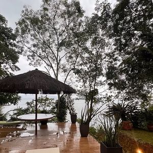 Ainda nos registros de Paraty compartilhados por Ana Hickmann, outra admiradora disse: 'O menino agora sorri em todas as fotos', comentou.