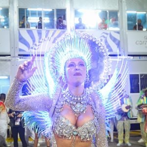 Paolla Oliveira desfilou pela última vez pela Grande Rio após sete anos, no Carnaval 2025