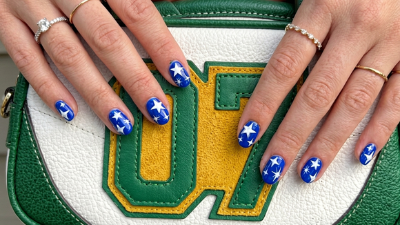 Para usar na torcida pelo hexa do Brasil: seis designs de unhas com estrelas superdivertidos e modernos para arrasar na Copa do Mundo 2026