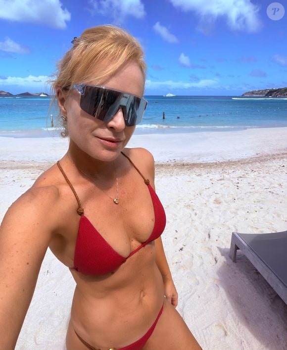"A maior transformação depois dos 40 foi a textura da pele, porque a gente vai ficando mais mole, se fica um mês sem malhar a coisa cai", disse Angélica