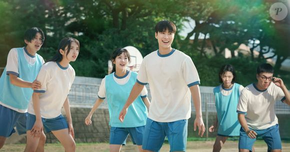 'Amor Enrolado': Park Se-ri luta com sua autoestima quando pensa que só é bonita com os cabelos alisados, mas um novo aluno muda sua visão