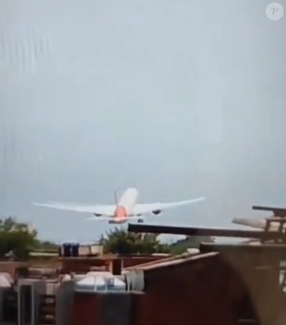 Queda de avião na Índia: maioria dos ocupantes do voo era de indianos e britânicos