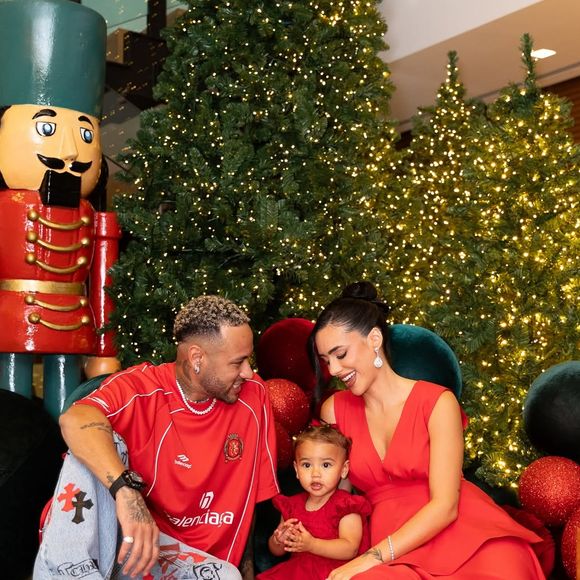Bruna Biancardi revelou segunda gravidez de Neymar no dia de Natal; jogador já é pai de três (Davi Lucca, Mavie e Helena)
