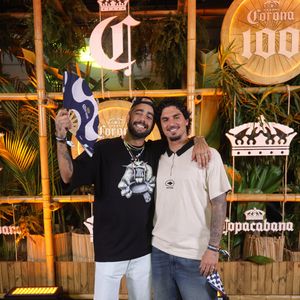 Show da Lady Gaga no Rio: os surfistas Pedro Scooby e Gabriel Medina escolheram o estilo street para o evento