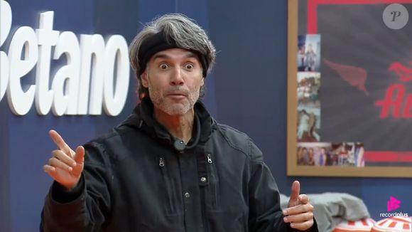 Fernando Sampaio debochou de Dudu Camargo junto de Toninho Tornado em A Fazenda 2025