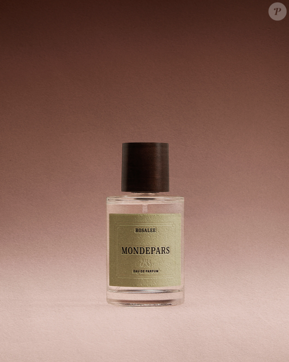 As notas de fundo do Kyoto são formadas por cedro e coco, completando a composição amadeirada do primeiro perfume criado pela Mondepars, que chega ao lado das outras fragrâncias da coleção, Rosalee e NERO