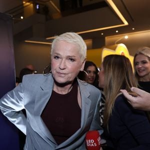 Xuxa, então, disparou o comentário ácido no melhor estilo ariano de ser, conhecido pelo jeitinho sincero, impulsivo, que não esconde o que sente e sem papas na língua!