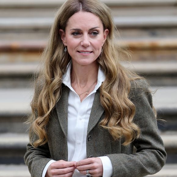 Kate Middleton está usando peruca? Teoria tomou conta das redes sociais nesta quinta-feira (04)