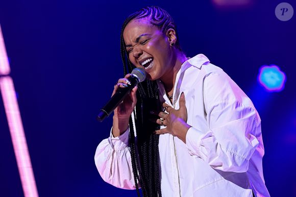 'The Voice Brasil' no SBT: Péricles selecionou Jamah, cantora que já fez show com Jão em estádios