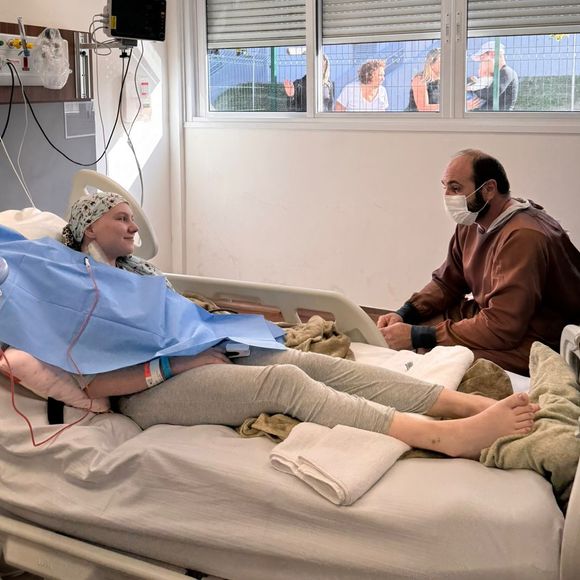 O pai de Isabel Veloso doou a medula para a filha