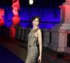 Zendaya levou o universo do Homem-Aranha para o tapete vermelho com um vestido de luxo que imitava uma teia de aranha bordada com cristais durante evento em Roma