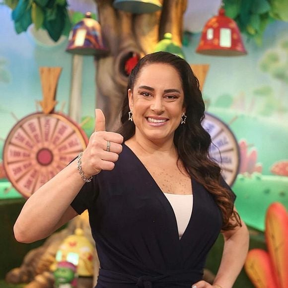 Visual de Silvia Abravanel mudou pouco nos últimos anos