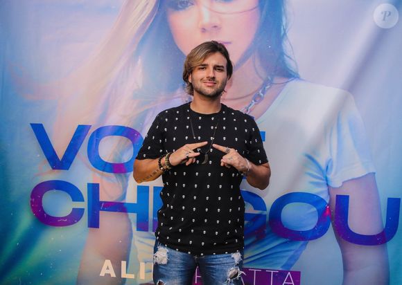 Jaime da novela 'Carrossel', Nicholas Torres é mais um nome cotado para 'A Fazenda 18'