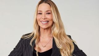 'Me curo de tantas violências': aos 52 anos, Danielle Winits detalha como a nova novela vertical 'Eu Não Era Louca, Era Casada' mexeu com traumas do seu passado