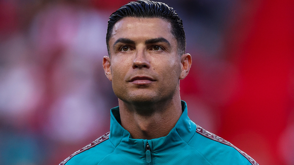 Puro luxo localizado a 26 km do continente: pouco antes da Copa 2026, Cristiano Ronaldo comprou por quase R$ 50 milhões duas vilas privativas em resort exclusivo no Mar Vermelho