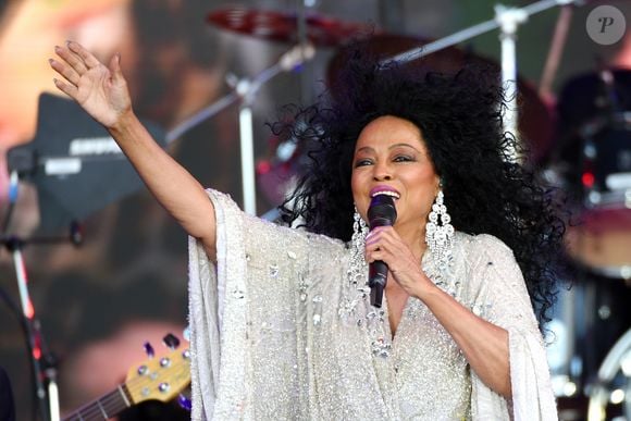 Ícone da Motown e ex-líder do The Supremes, Diana Ross sempre associou sua energia no palco a uma rotina de movimento e exercícios